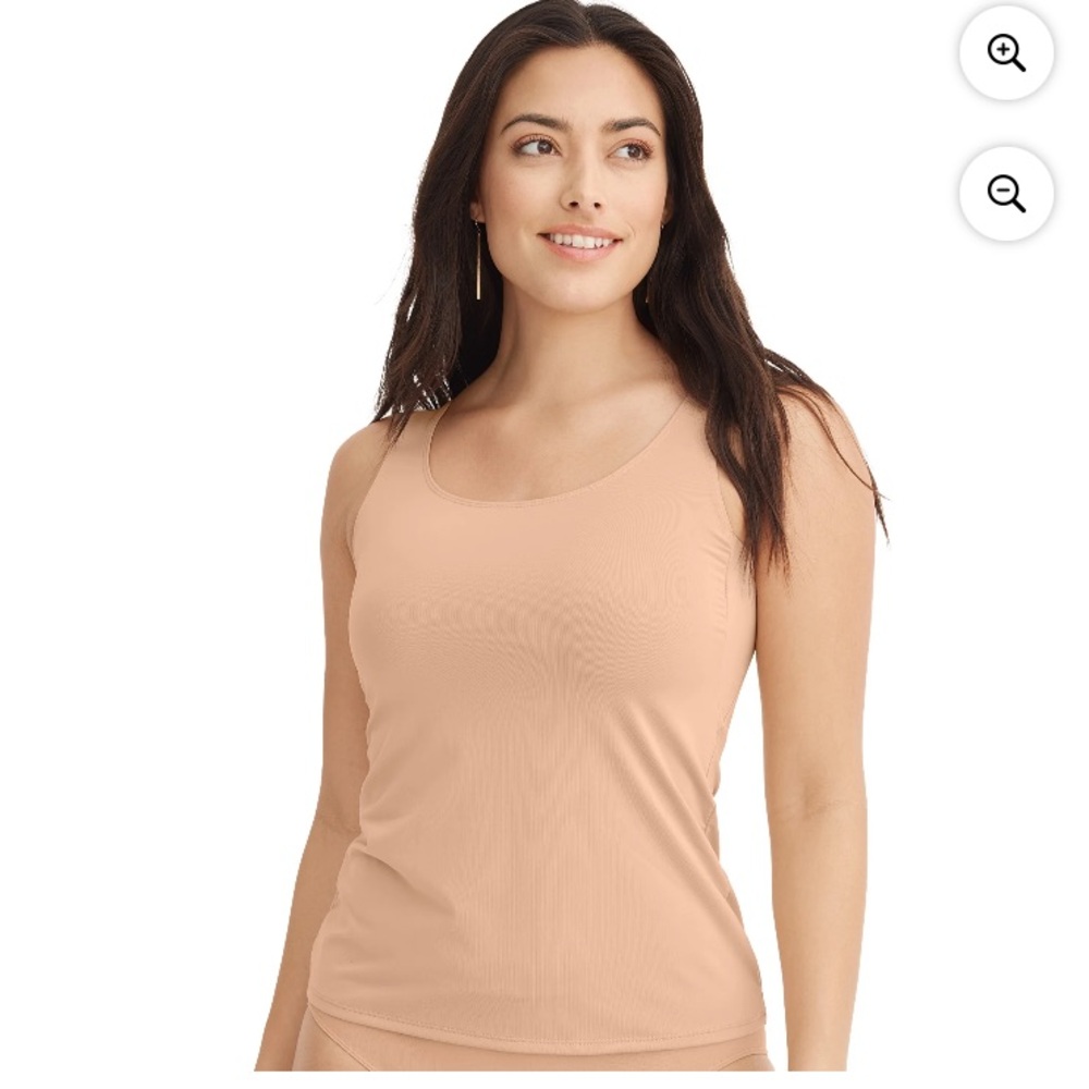 💜JockeyEssentials Women's Underarm Smoothing Tank, Size:Small LOOK AT LAST PHOTO
